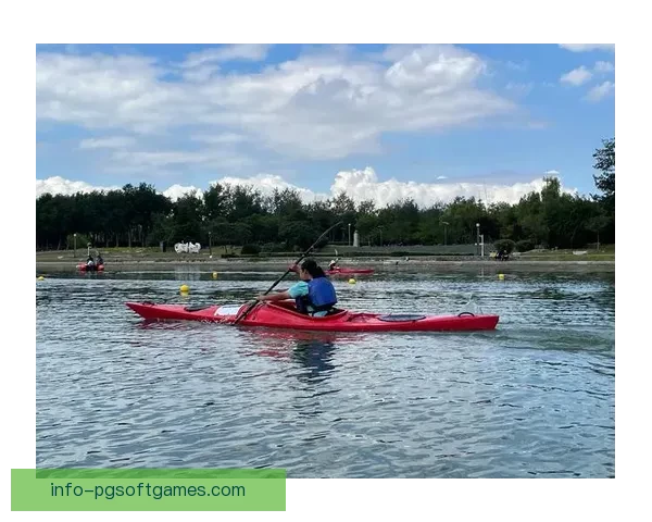 精彩刺激的皮划艇技巧教学视频分享 精彩刺激的皮划艇技巧教学视频分享