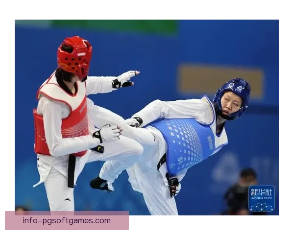 跆拳道杯赛：强者对决，搏击风云